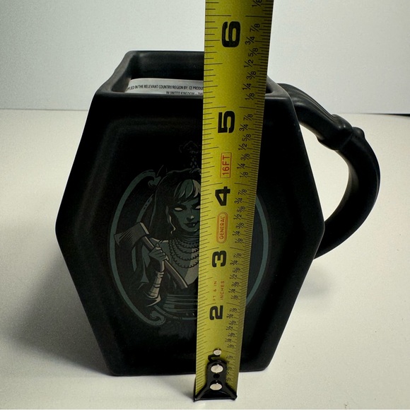 NWT. Disney Coffin Mug - The Haunted Mansion. featuring Constance the bride - Picture 11 of 11